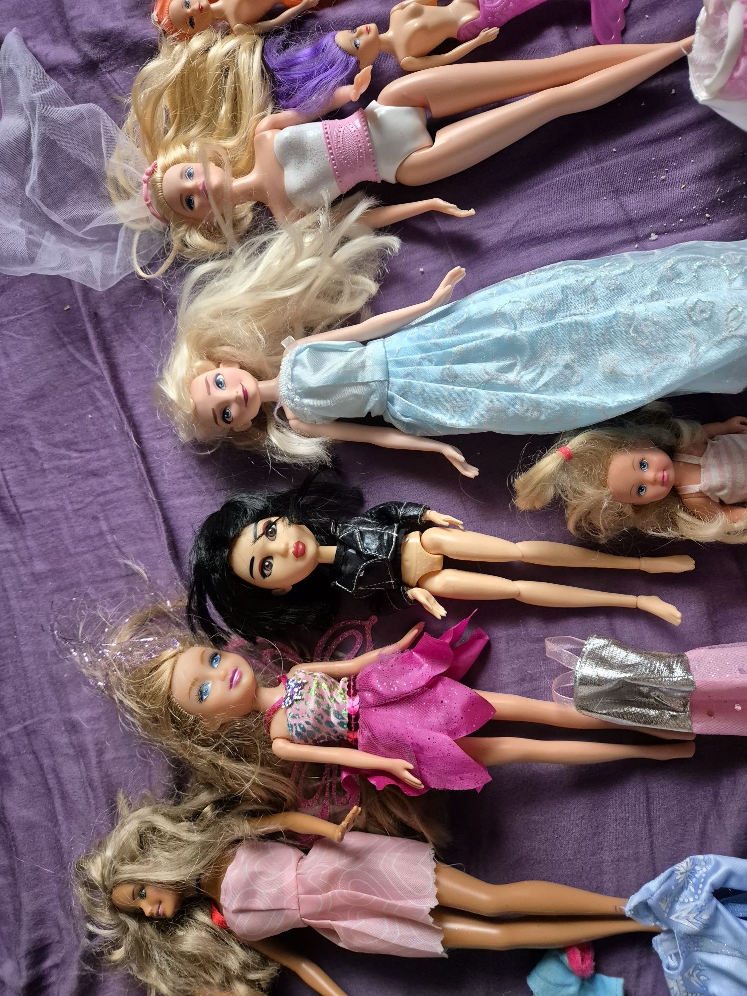 Zestaw  Barbie  mebelki i akcesoria