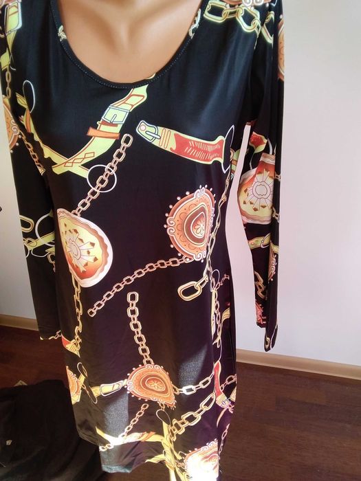 Sukienka mała czarna  jak Versace(V1)