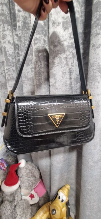 Сумка оригинал Guess,2 ремня 23×14×8, красивая фурнитура