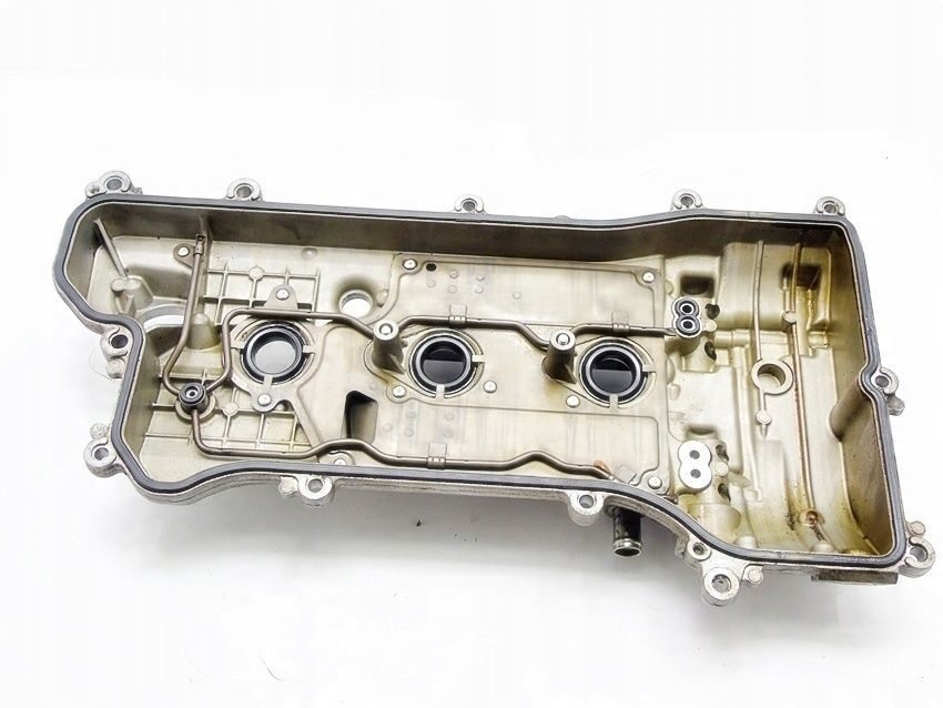 Pokrywa zaworów 3.0 V6 Vvti GS300 IS300 Crown Reiz