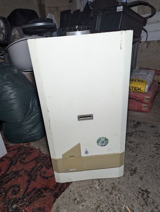 Котел Junkers ZWR 18-4 KE 21 B на запчастини