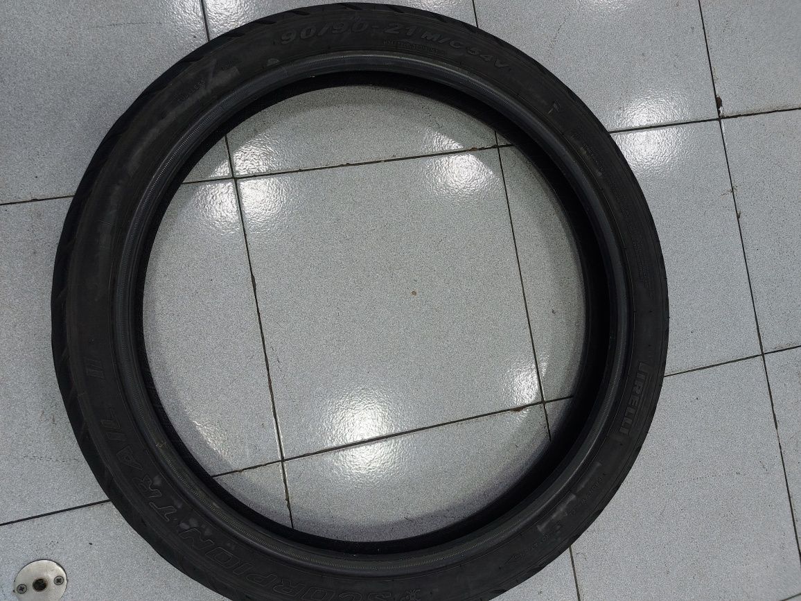 Pneu moto 90-90-21