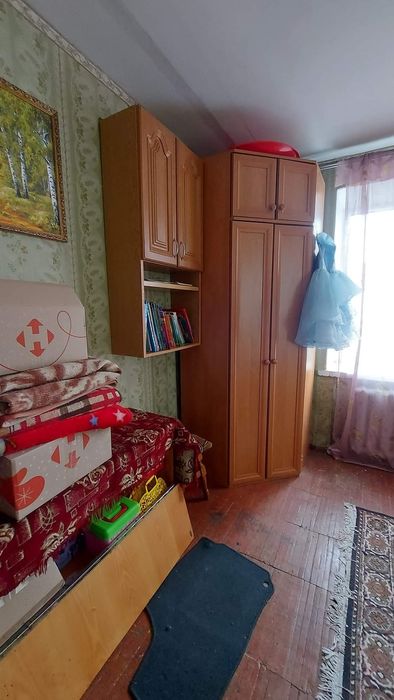 Продається 4 кімнатна квартира р-н Київська