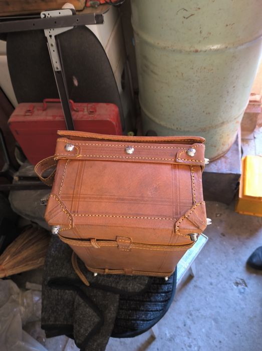 Старинный   Шкіряний, ретро німецький чемодан