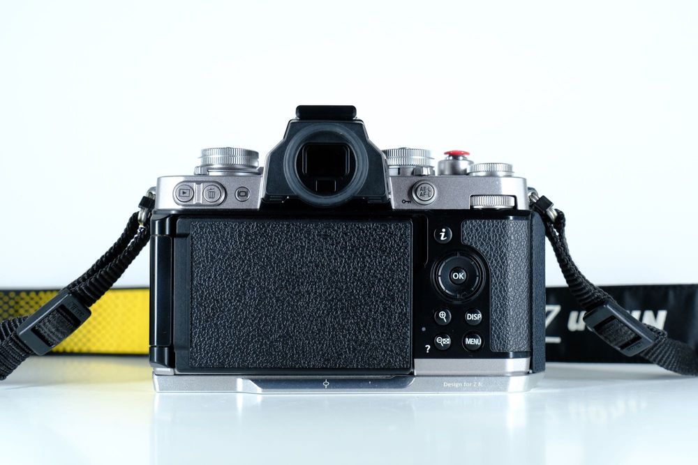 Nikon Z fc (zfc) + Nikkor Z 28 mm f/2.8 SE + гарантія / без передоплат