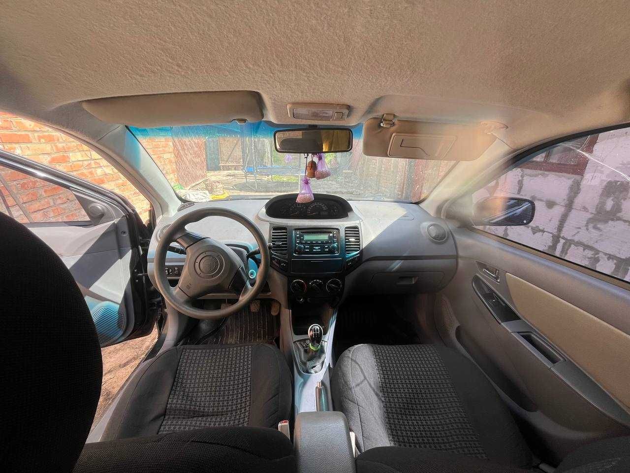 Geely MK 2011 року
