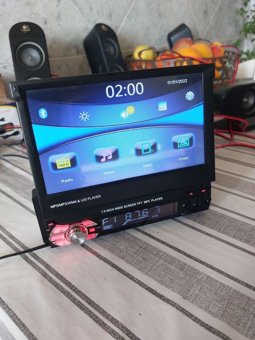 Auto radio Android c/ecrã retráctil