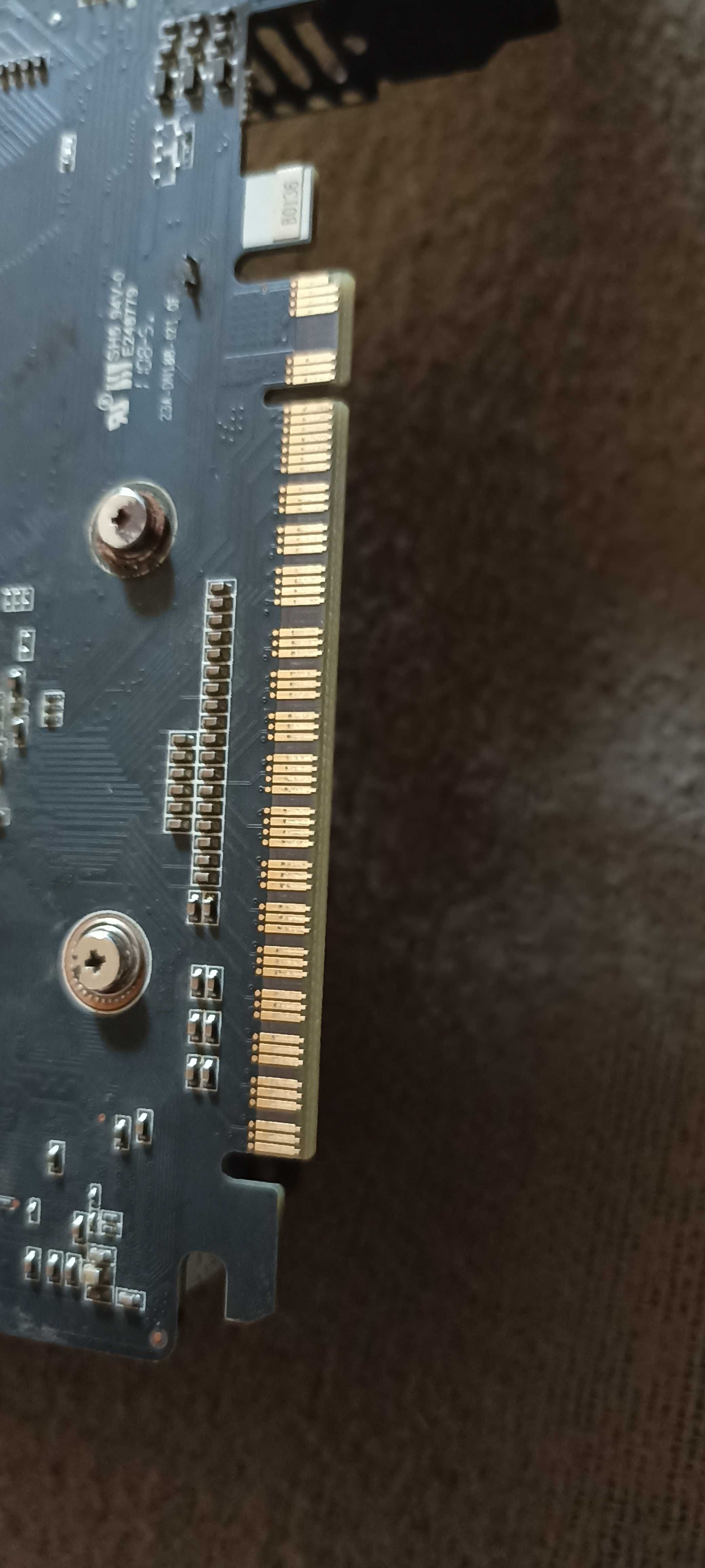 Видеокарта Gt 440 з коропкою