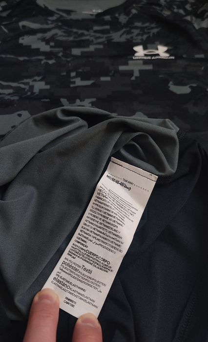 Компресійна футболка Under Armour Camo pixel (Розмір M)