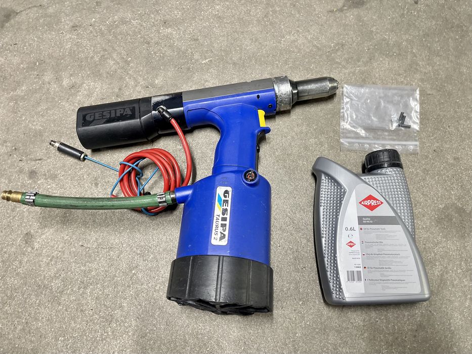 Gesipa Taurus 2 Nitownica pneumatyczno-hydrauliczna wyzwolenie docisk