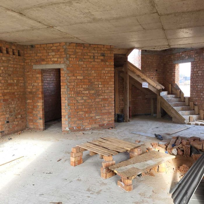 Продаж будинку в смт.Брюховичах