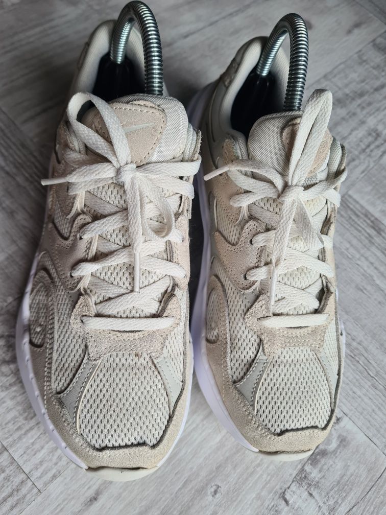 Buty  Nike  AL 8