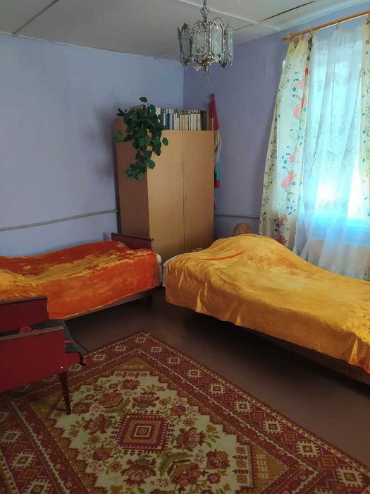Продам дом, подходит для зимнего проживания.