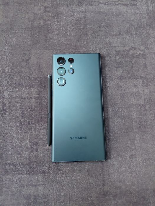 Продам Samsung Galaxy S22 Ultra