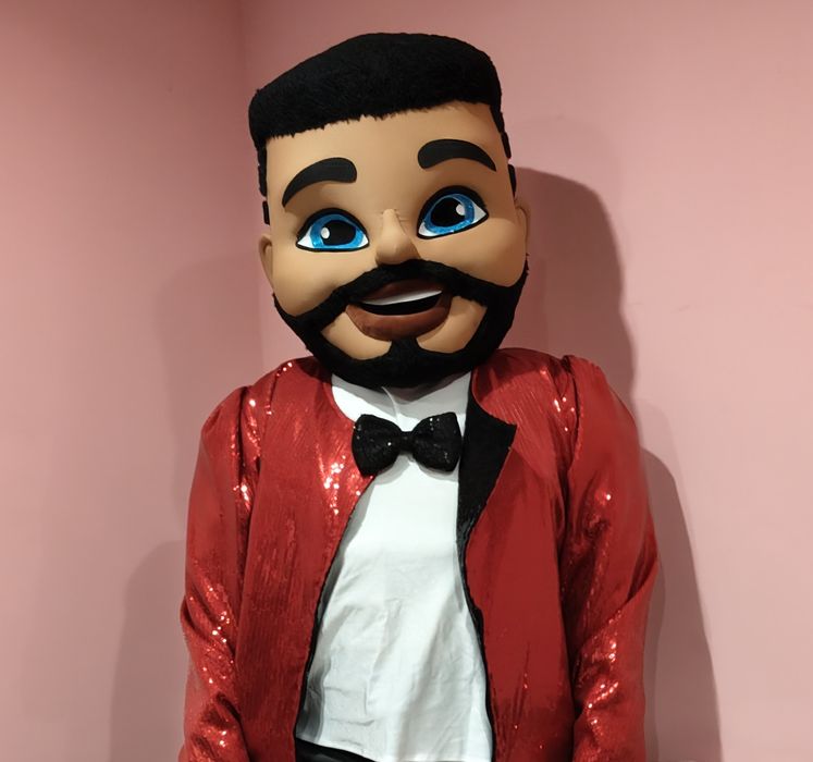 Żywe maskotki Pedro i inni