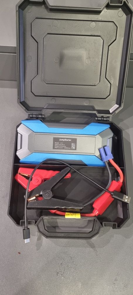 Пусковое устройство, бустер,повер банк Jump Starter 38000 mAh,1000А