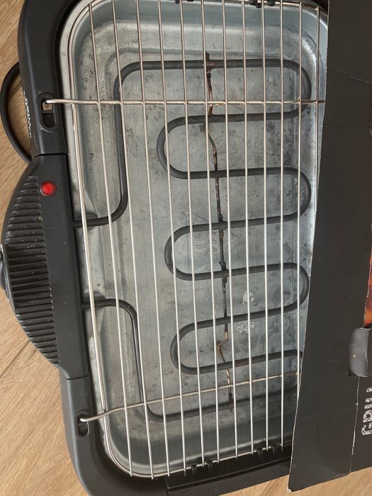 Grelhador eletrico
