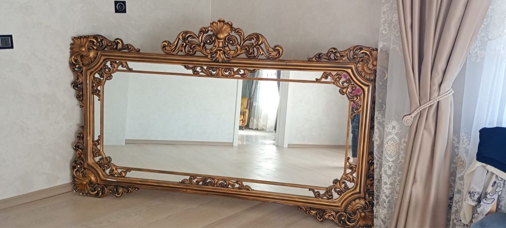 Продається дзеркало старовинне широна 2м. Висота 120 деталі по телефон