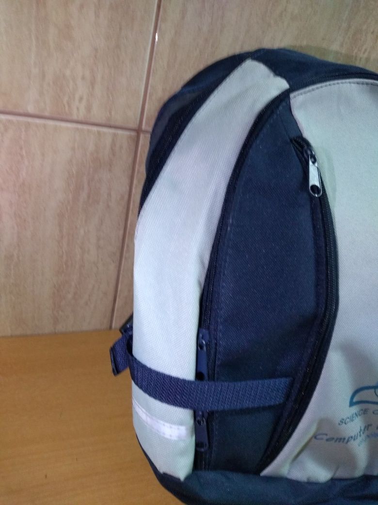 Plecak miejski na laptopa 43x27x15 cm