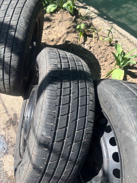 Продам комплект коліс автомобіля тойота кемрі диски 5х114.3