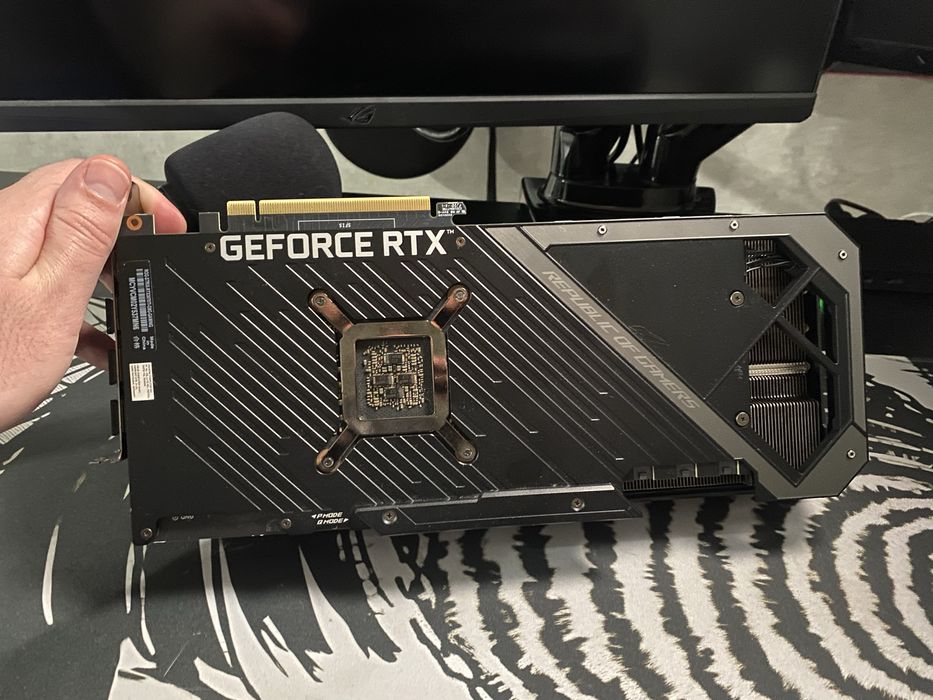 Rtx 3070 ti asus rog strix