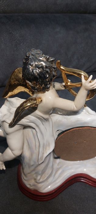 Moldura de Porcelana com Anjo e Harpa