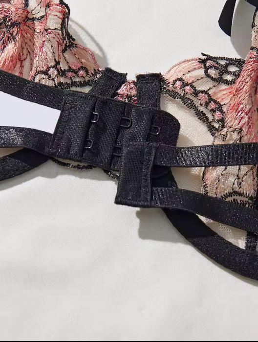 Продам женское белье