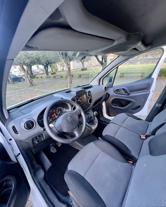 Peugeot Partner 1.6 Hdi 100cv GPS/3Lug./AC