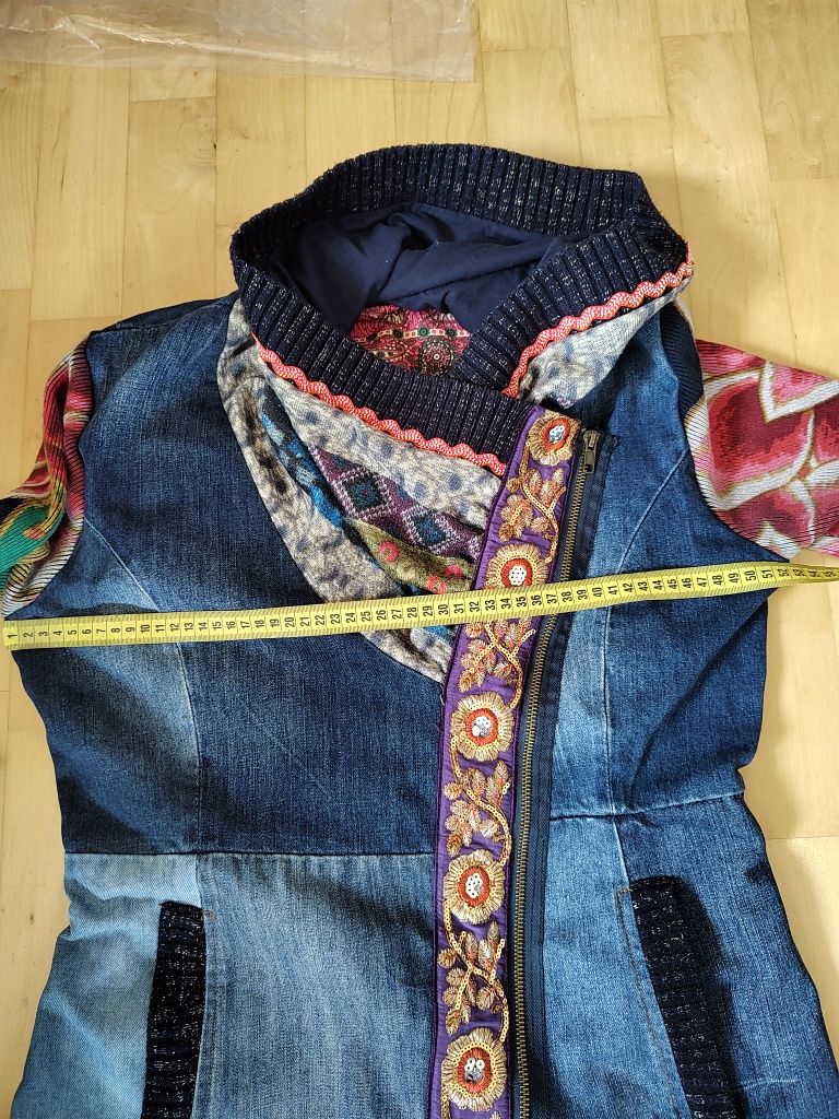 Jeansowa kurtka Desigual - r.42