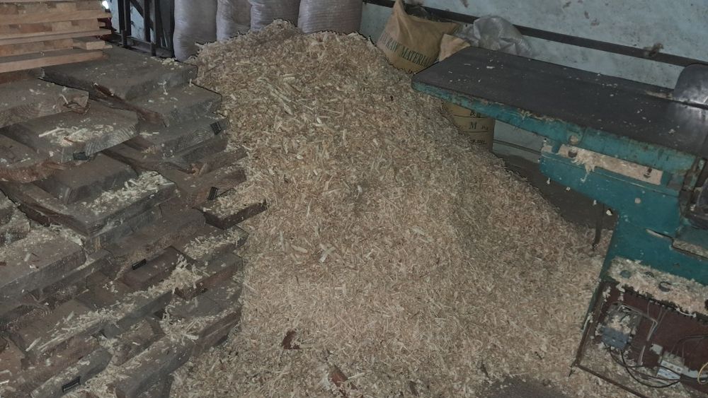 Продам тирсу стружку