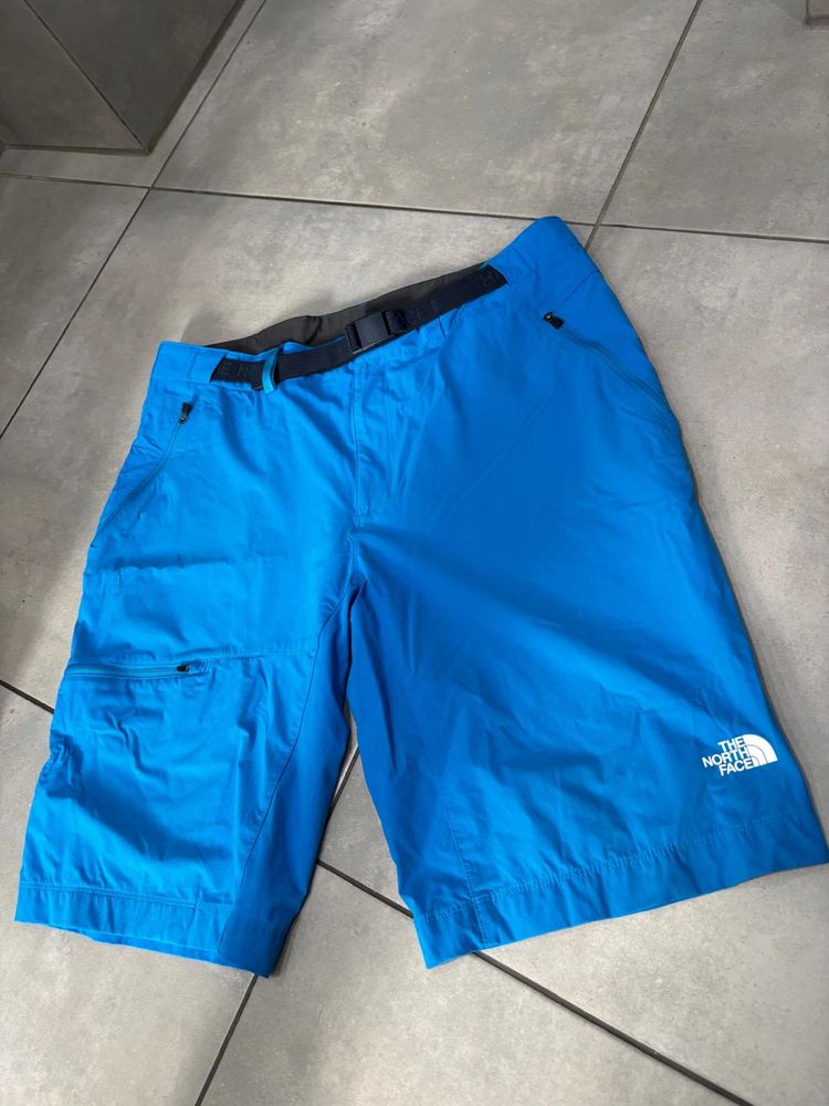 Spodenki, szorty The North Face rozmiar L / 38.