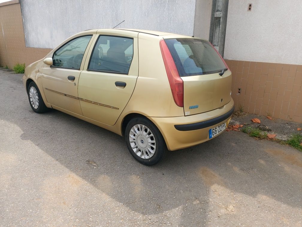 Fiats Puntos 1.2 16v