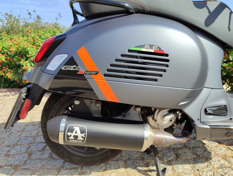 Vespa GTS 300 Super Sport, 07/2024, estado impecável! Preço alterado