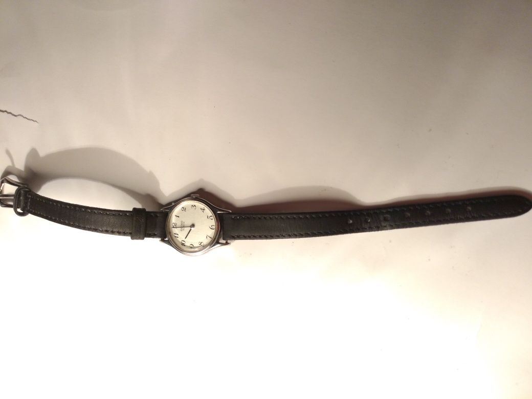 Zegarek damski Seiko quartz 5420