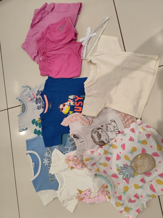 Paka ubranek dla dziewczynki 56/62cm