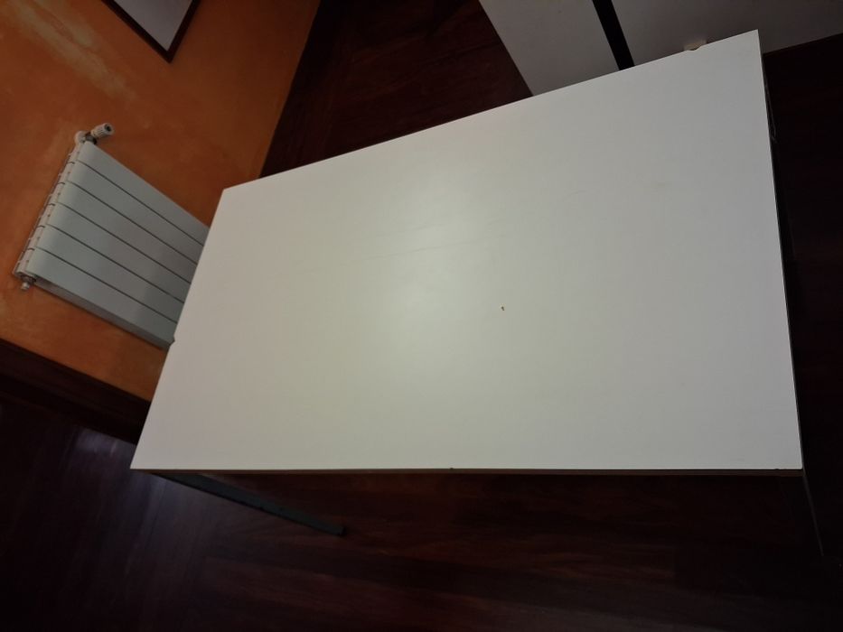 Mesa de madeira 129x75cm