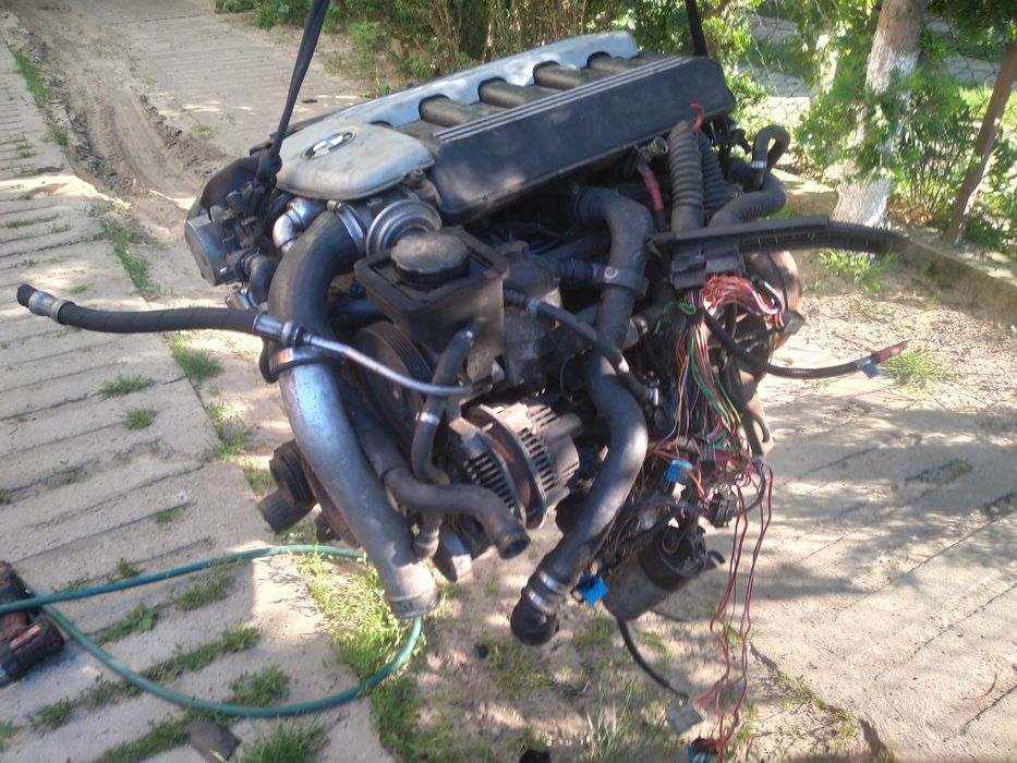 двигун мотор двигатель BMW M57D30 E39