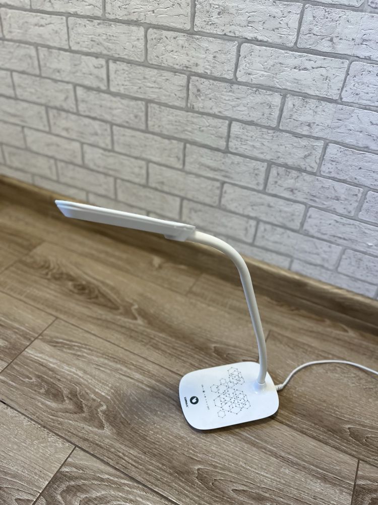 Lampka biurkowa lumax led ld010w white 5W