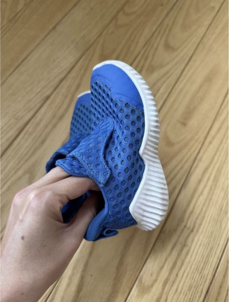 Adidas оригінал кросівки 24 розмір сині взуття демі