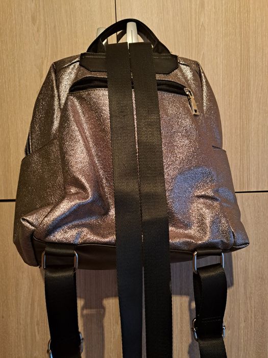 Mochila prateada MAmbo de otros mundos