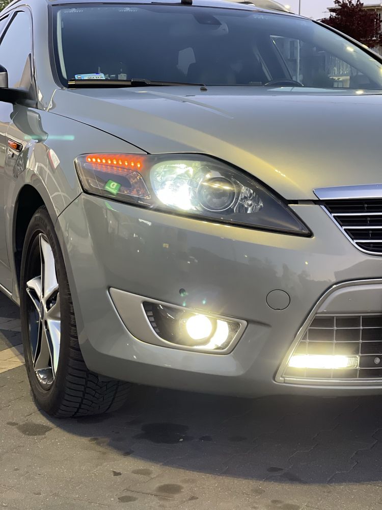 Ford Mondeo Ghia, Convers+, kombi, 4/5 drzwi