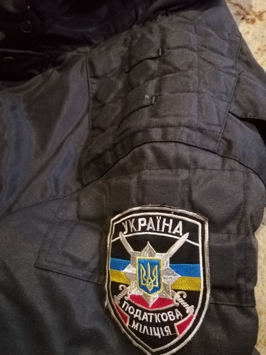 Продам    куртку