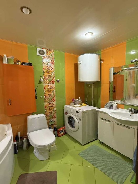 2к.квартира, новобудова, 63м2, окремі кімнати, цегла, з ремонтом