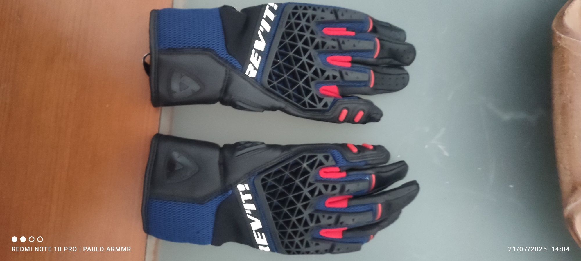 Luvas Revit Sand 4