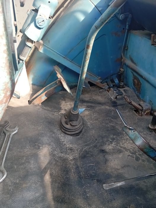 Продам трактор ЮМЗ-6АЛ.