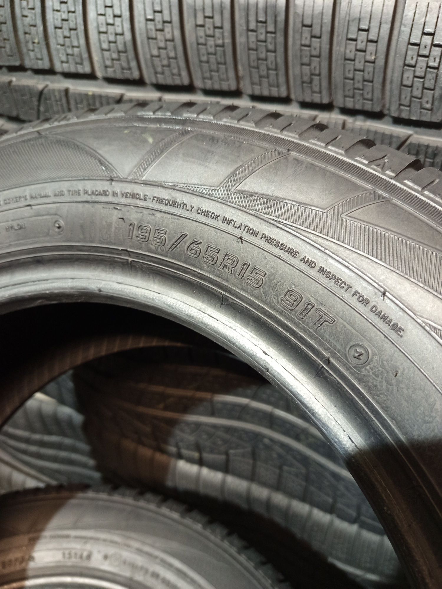 195/65R15 Falken HS449 EuroWinter