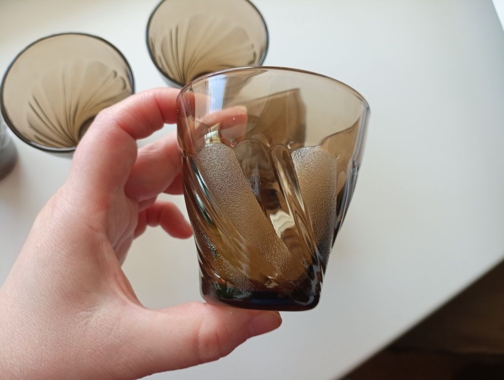Продам стаканы из коричневого стекла