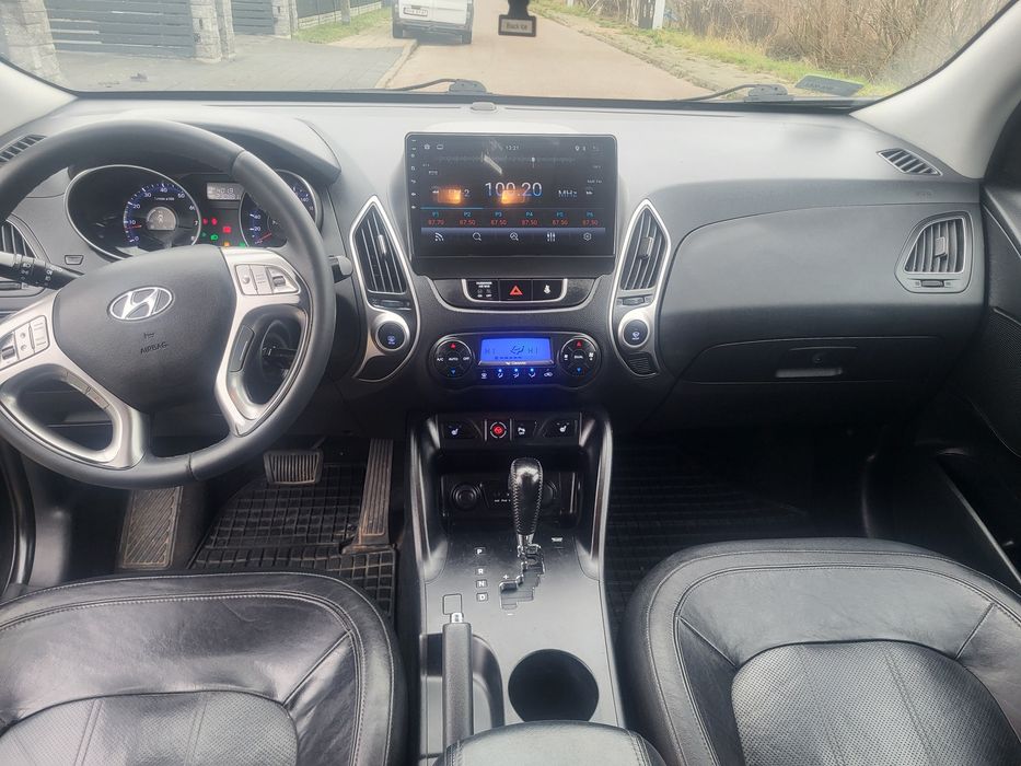 Hyundai Ix35   2010   2.0 lpg/benzyna