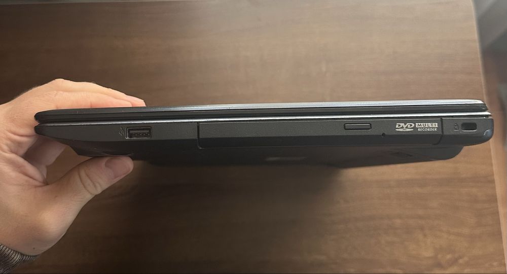 Ігровий ноутбук Asus X550VC (15.6”, i3-3110m, gtx 720m, ssd, 8gb ram)