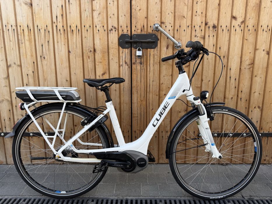 Rower Elektryczny CUBE TRAVEL Gazelle Bosch Active Line damski S 46 H